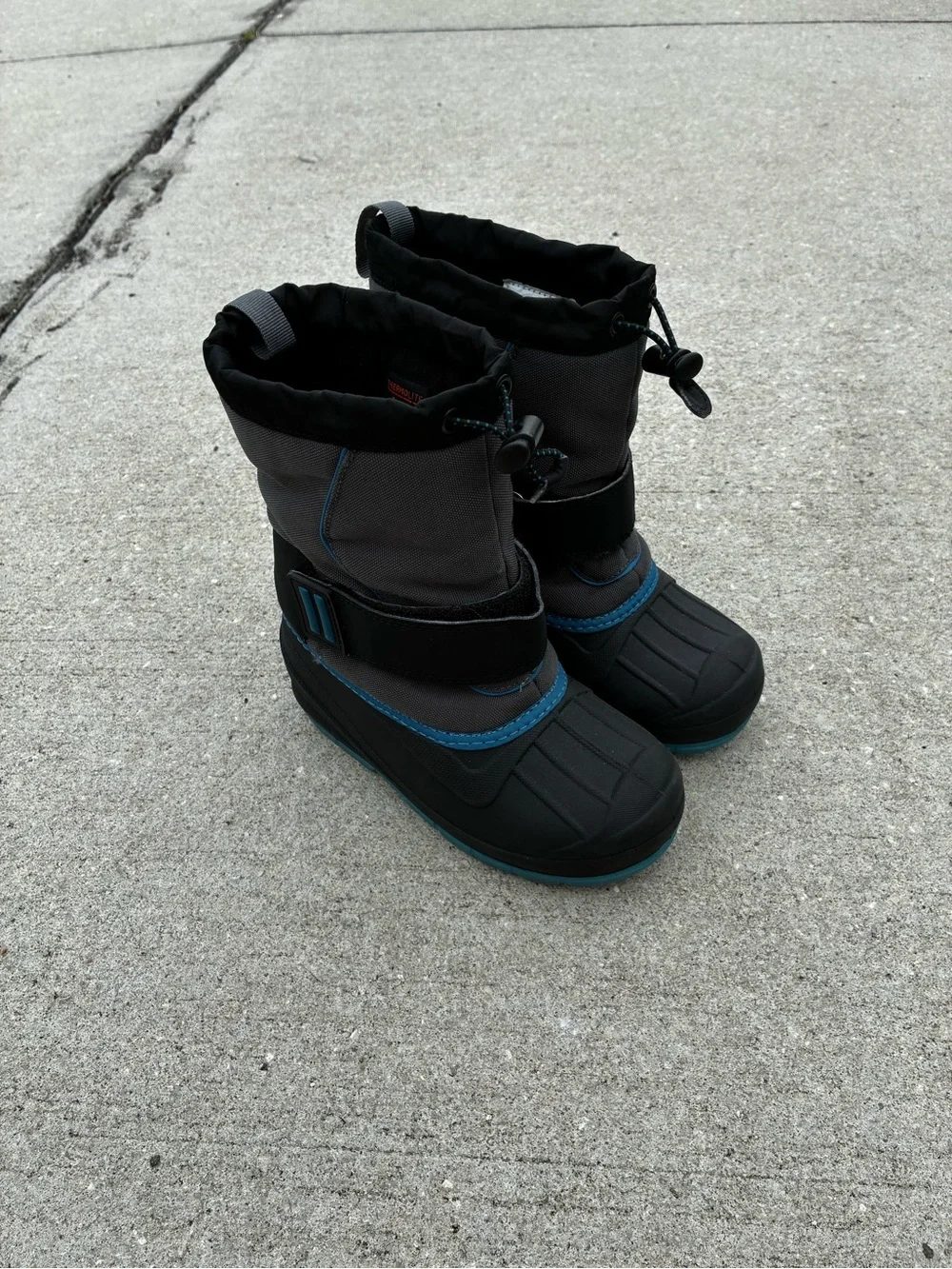 Cat and Jack Black Grey Blue Winter Snow Boots Toddler Kid Size 13